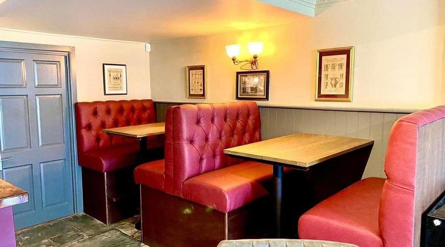 The George Inn Plympton Плимът Екстериор снимка